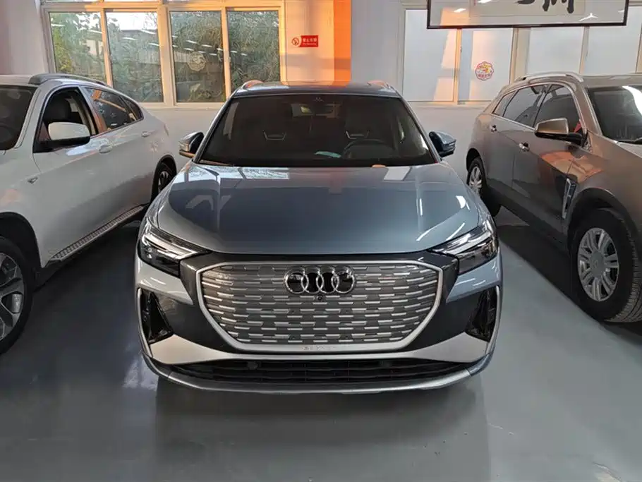 Audi Q4 e-tron 2023