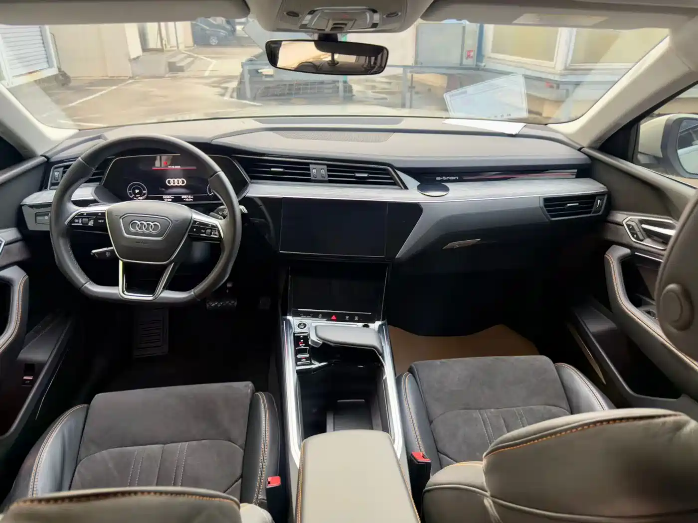 Audi e-tron 2022