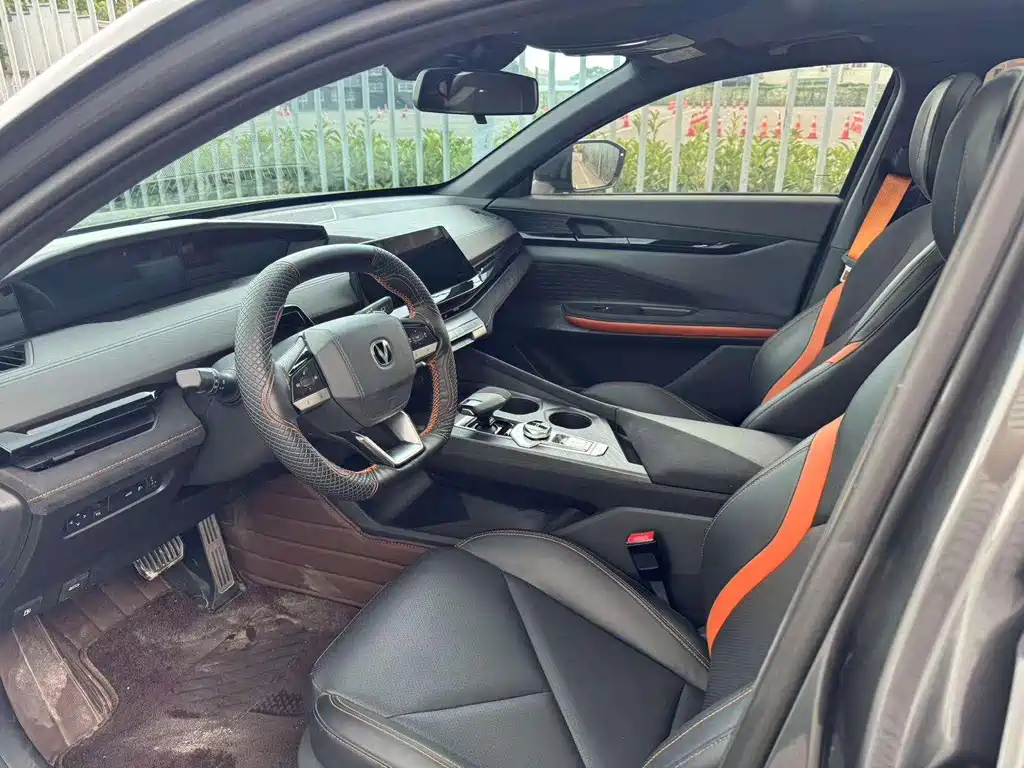 Changan UNI-V 2023