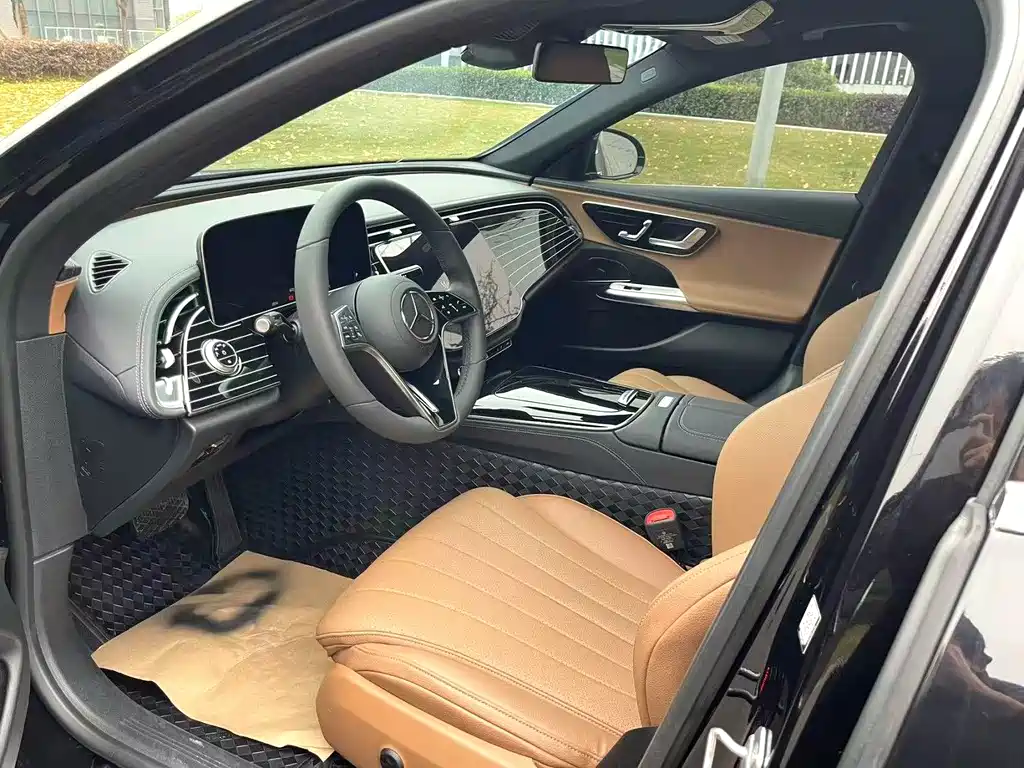 Mercedes-Benz E-Класс 2024