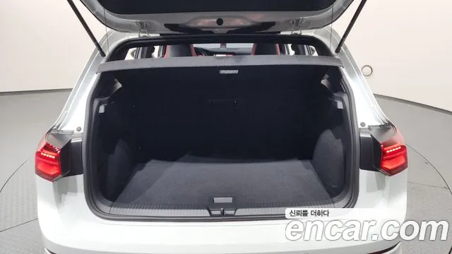 Volkswagen Golf 2023