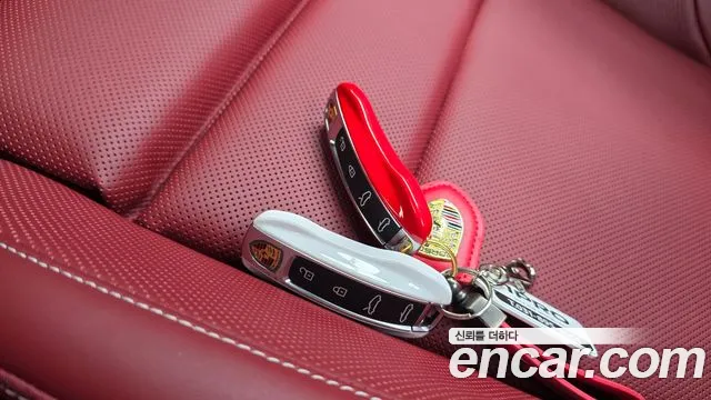 Porsche 911 2023