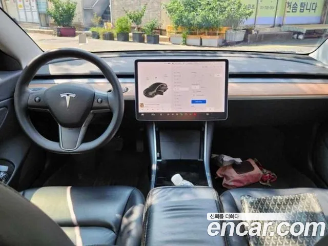 Tesla Model 3 2020