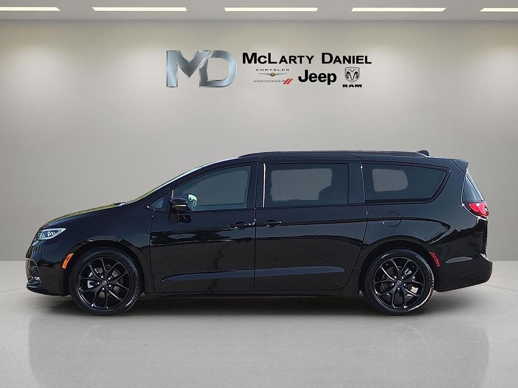Chrysler Pacifica 2025