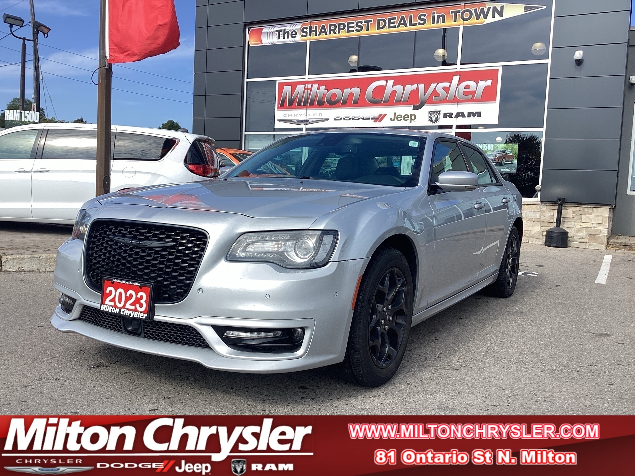 Chrysler 300 2023