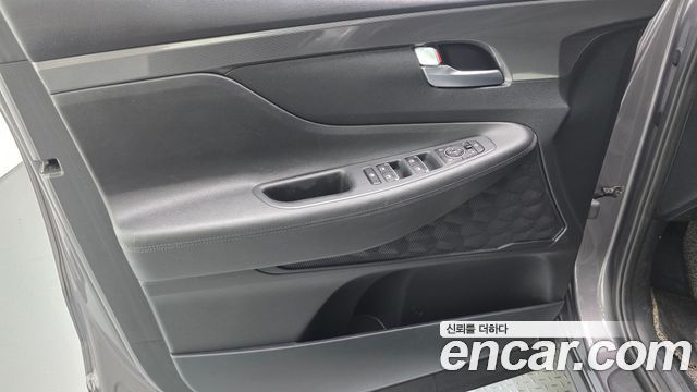 Hyundai Santa Fe 2022