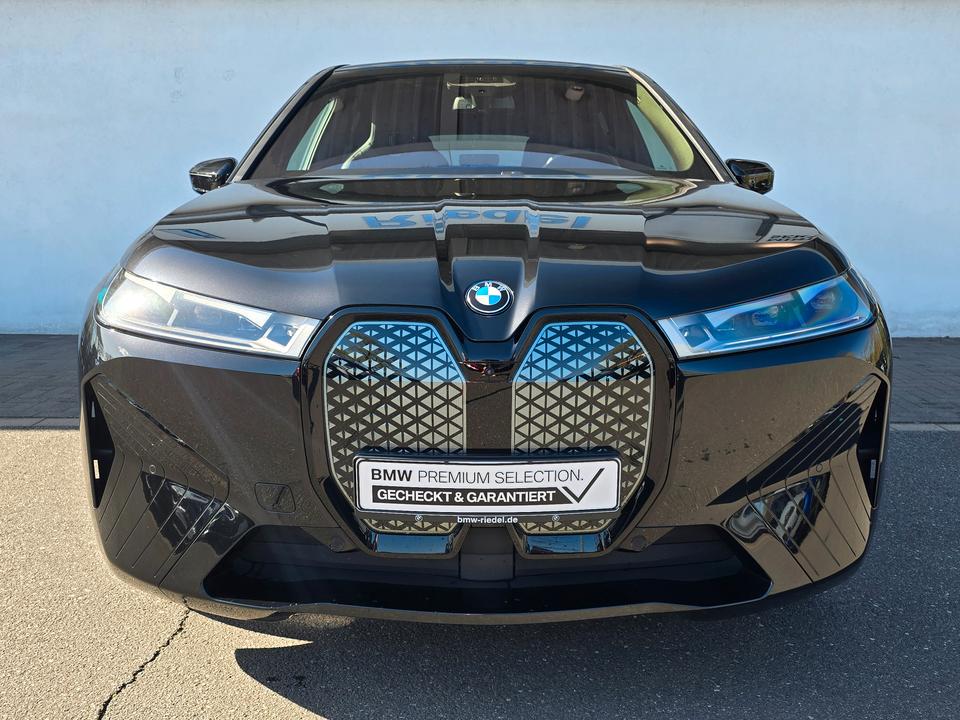 BMW iX 2022