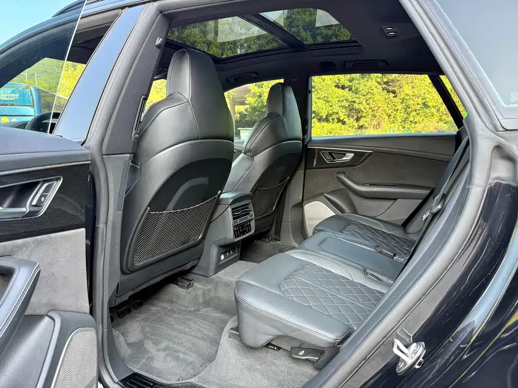Audi Q8 2020