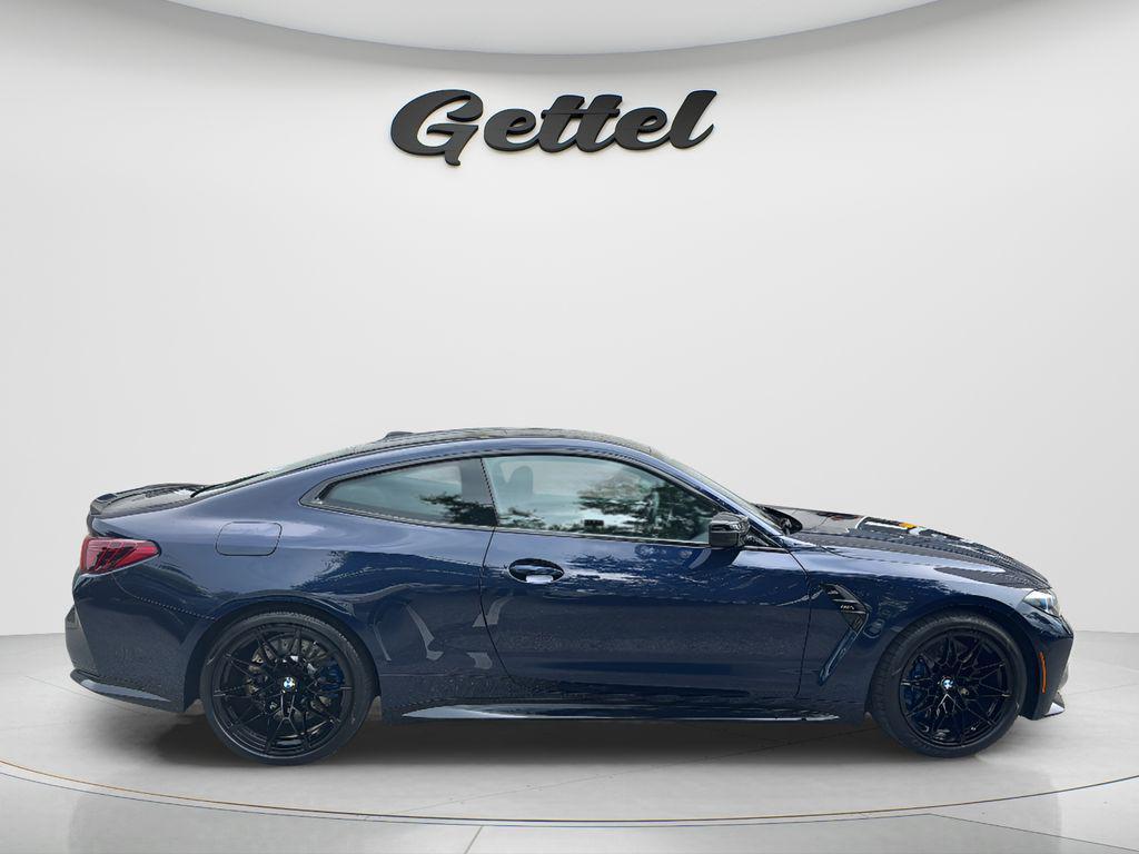 BMW M4 2025
