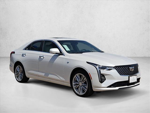 Cadillac CT4 2025
