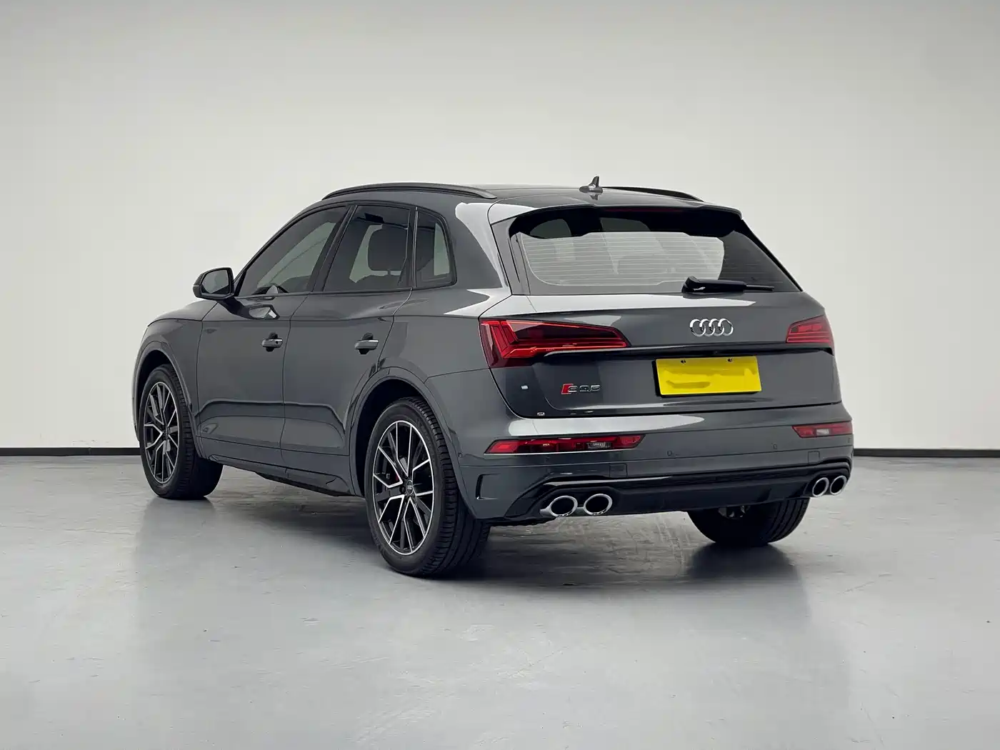 Audi SQ5 2022