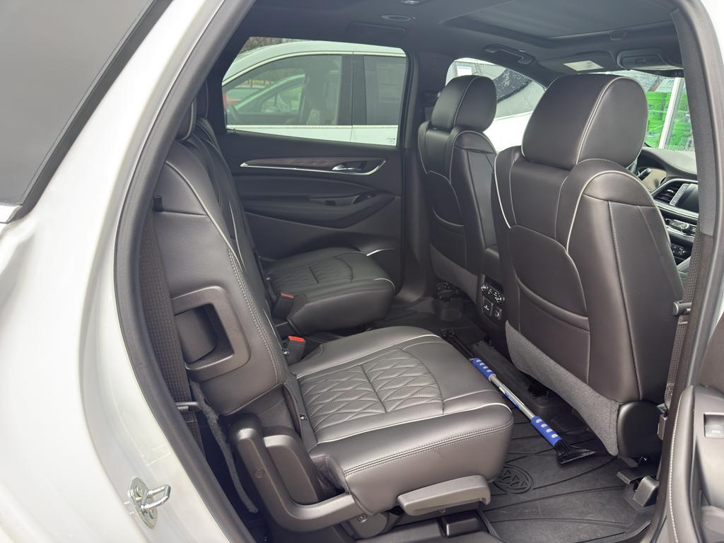 Buick Enclave 2023
