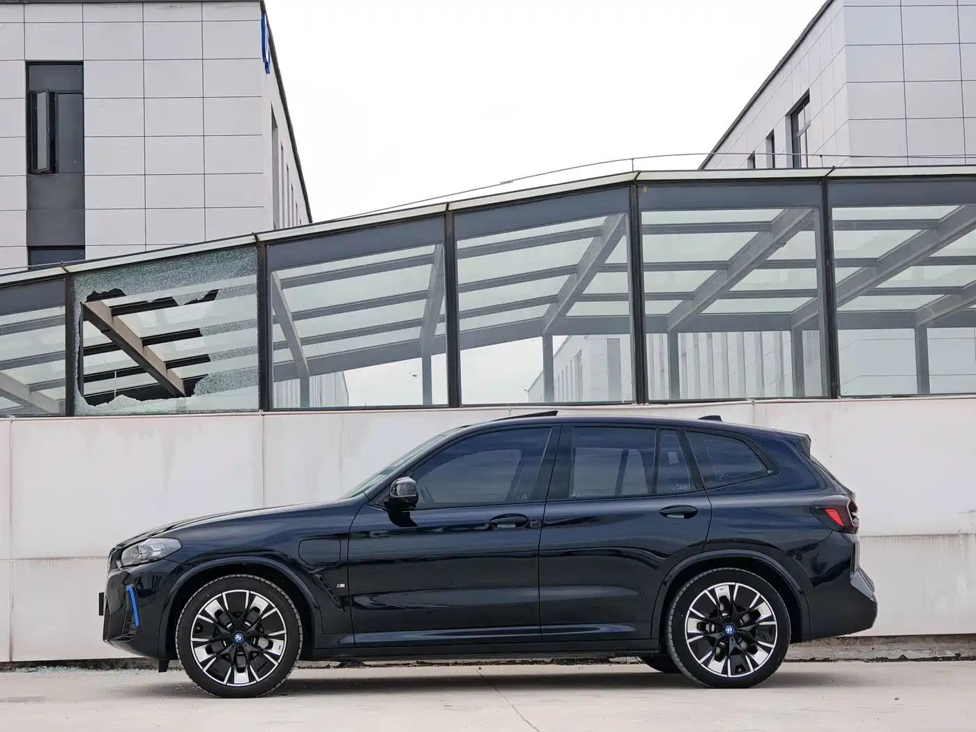 BMW iX3 2022