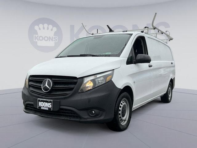 Mercedes-Benz Metris 2023
