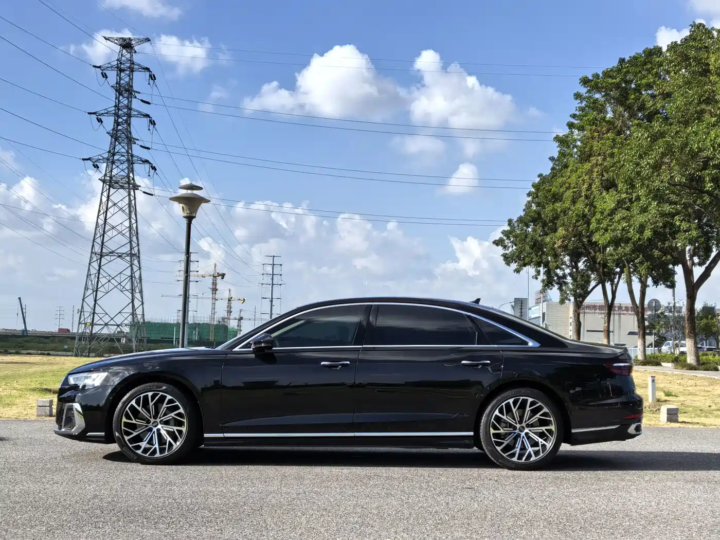 Audi A8 2023