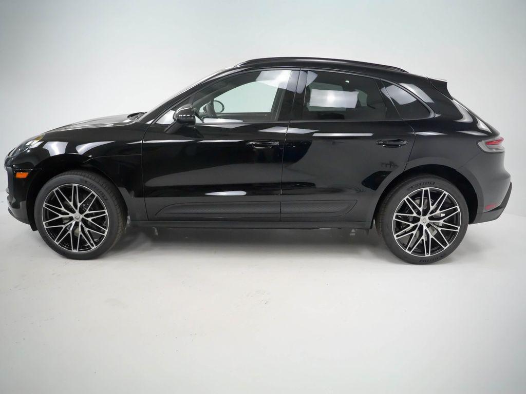 Porsche Macan 2025