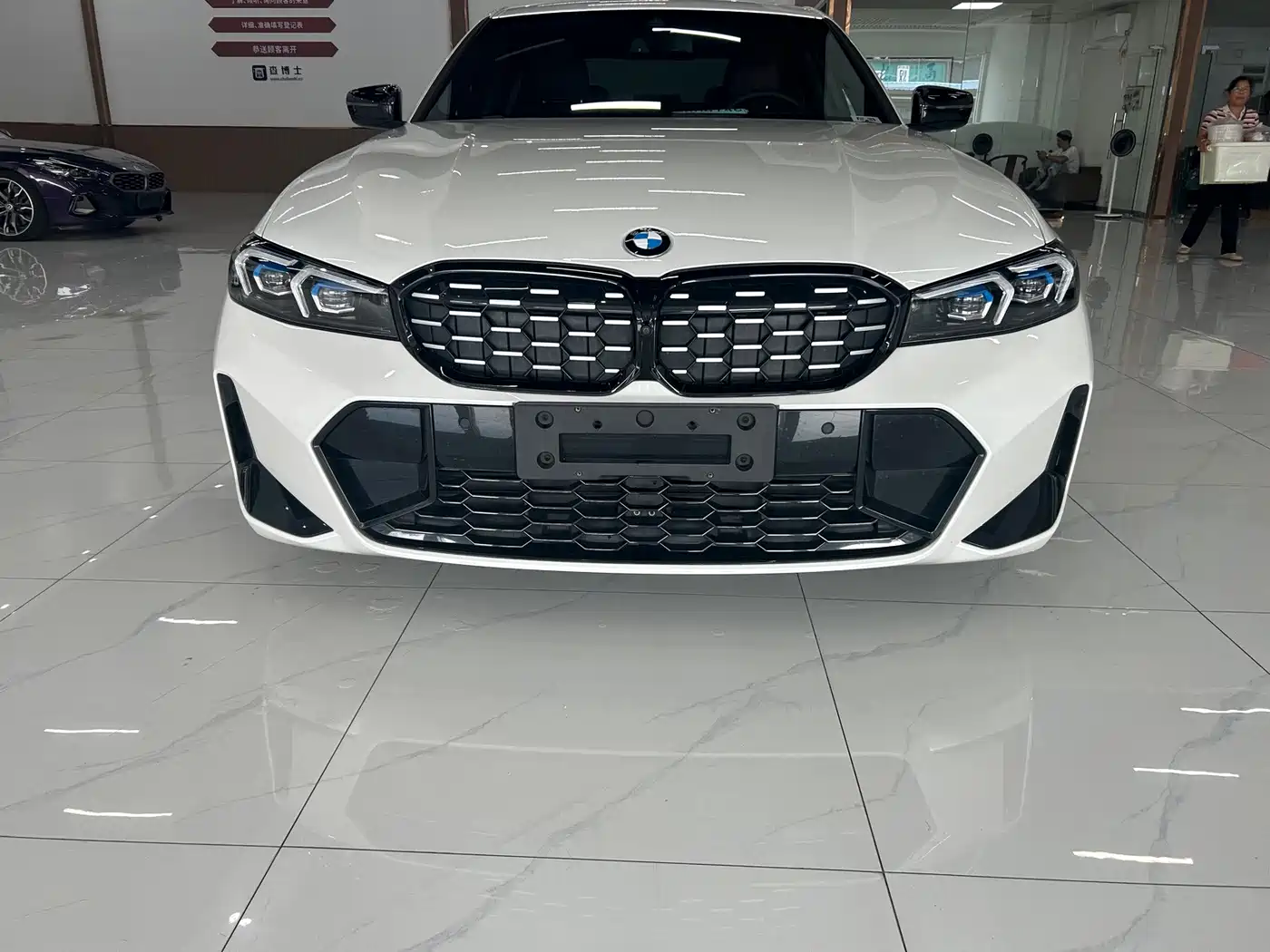BMW 3 серии 2024