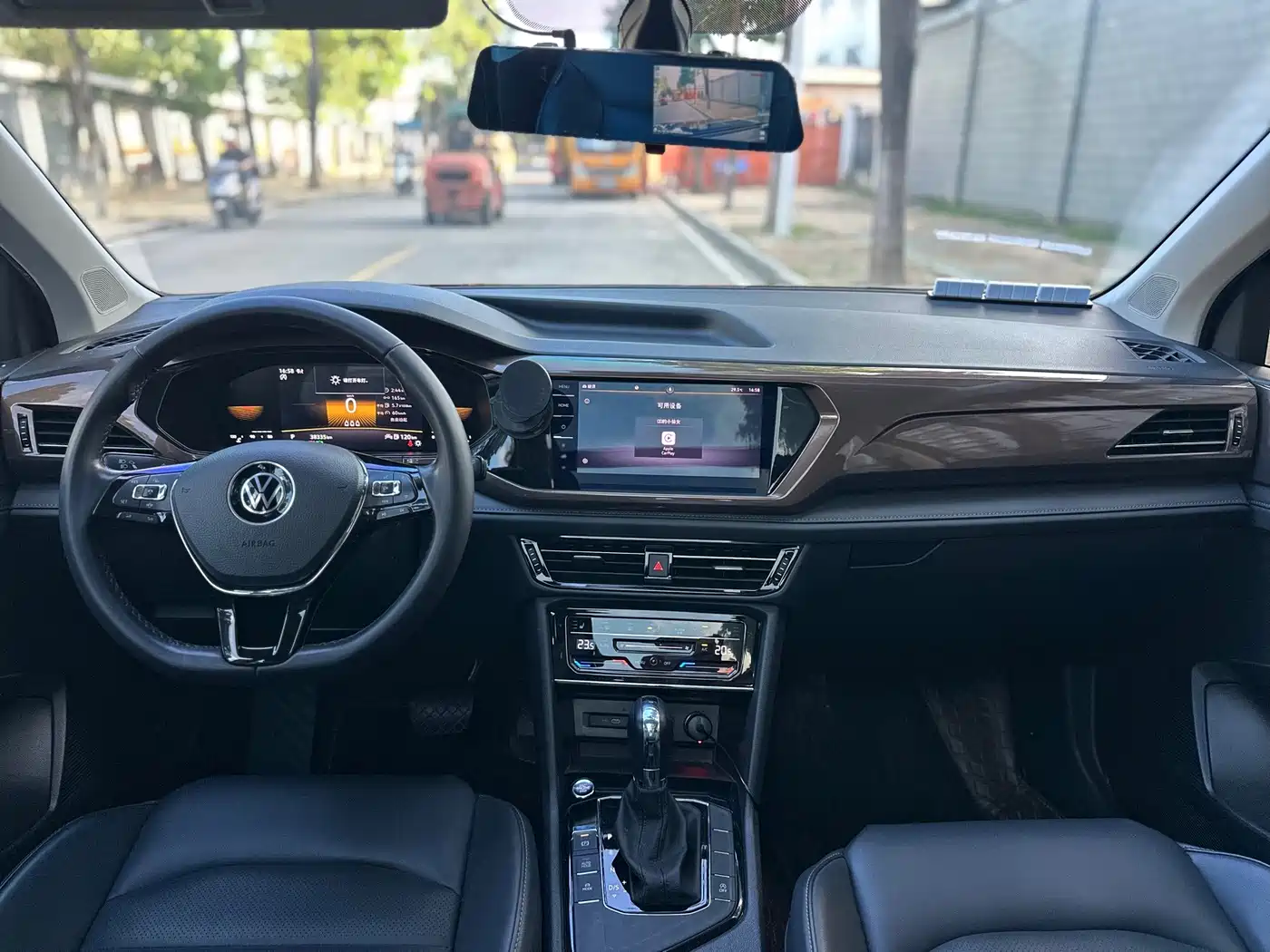 Volkswagen Tharu 2023