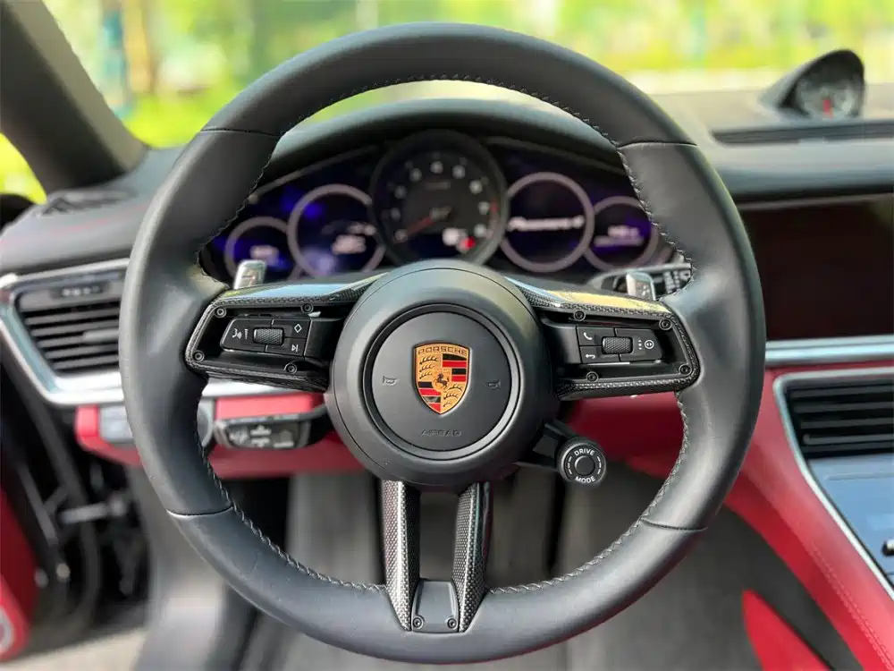 Porsche Panamera 2022