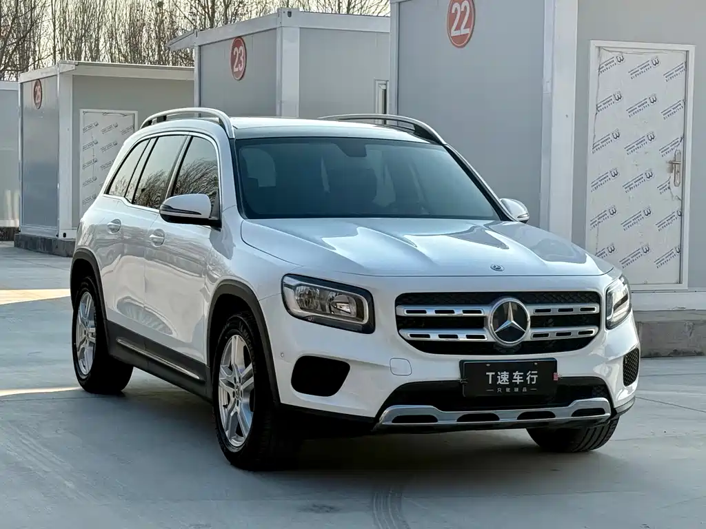 Mercedes-Benz GLB 2021