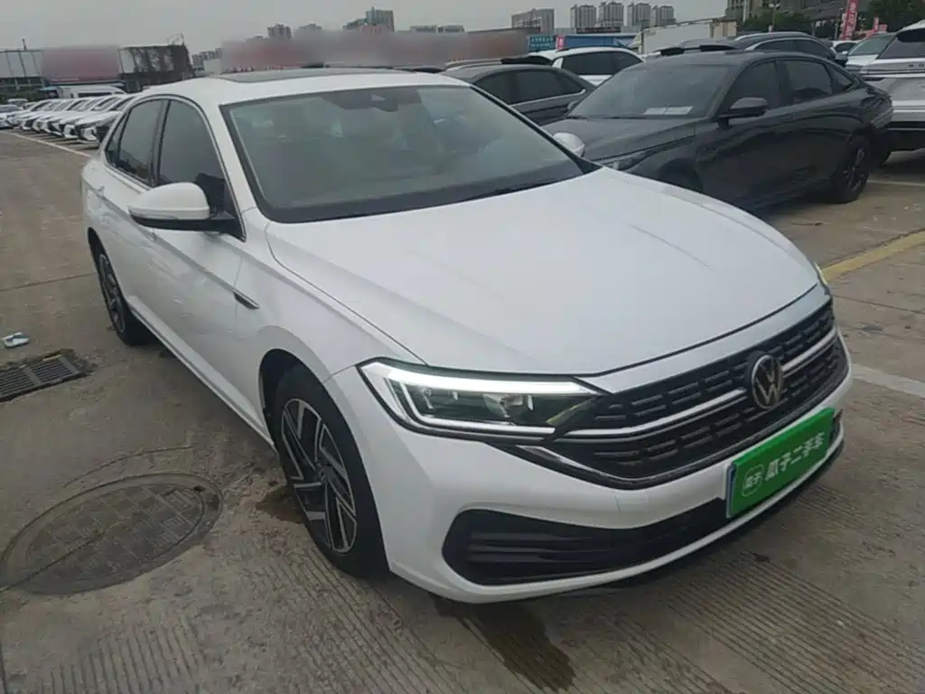 Volkswagen Sagitar 2023