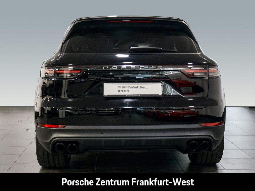 Porsche Cayenne 2022