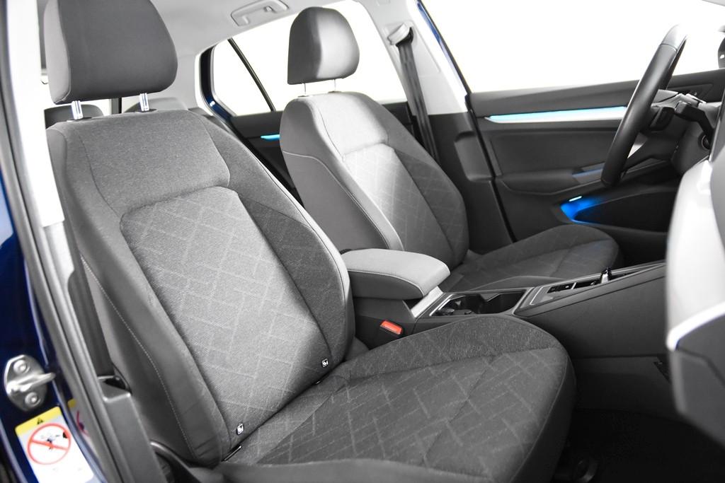 Volkswagen Golf 2021