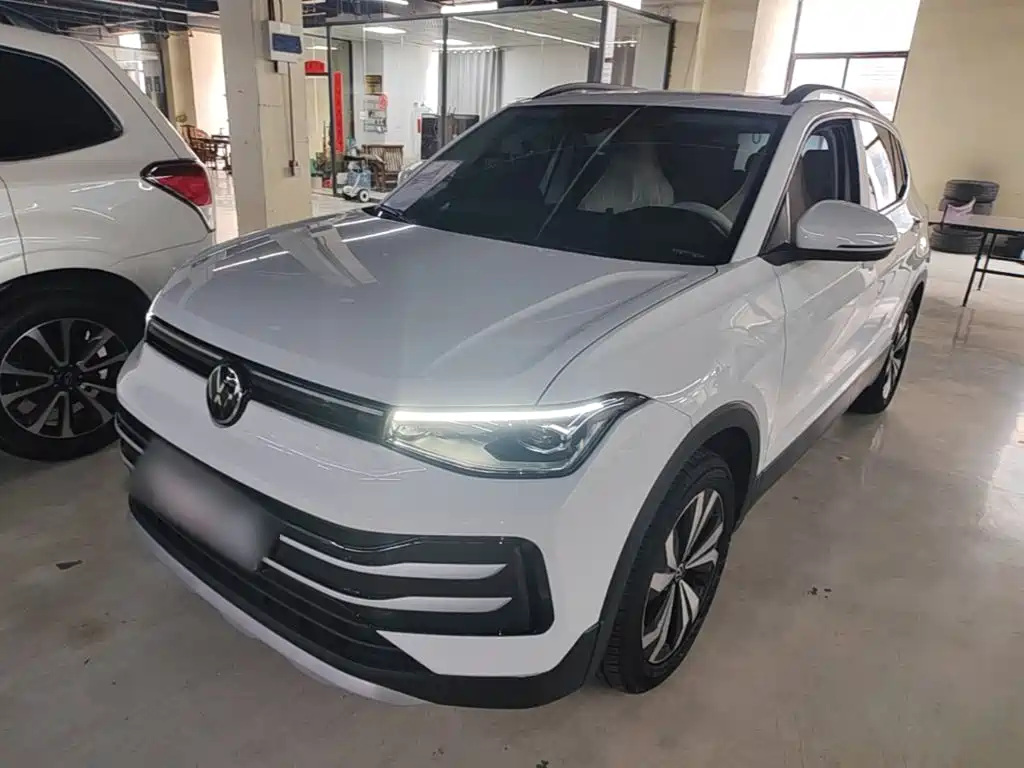 Volkswagen Tharu 2025