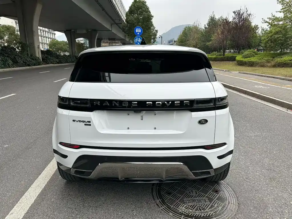 Land Rover Range Rover Evoque 2023