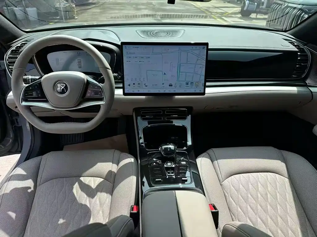 BYD Han 2025