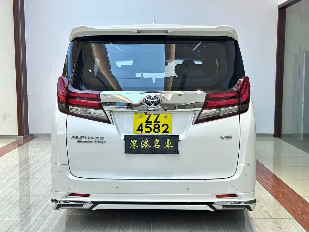 Toyota Alphard 2025