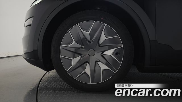 Tesla Model Y 2026