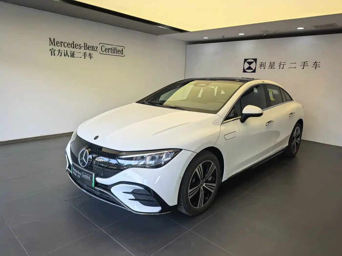 Mercedes-Benz EQE 2025