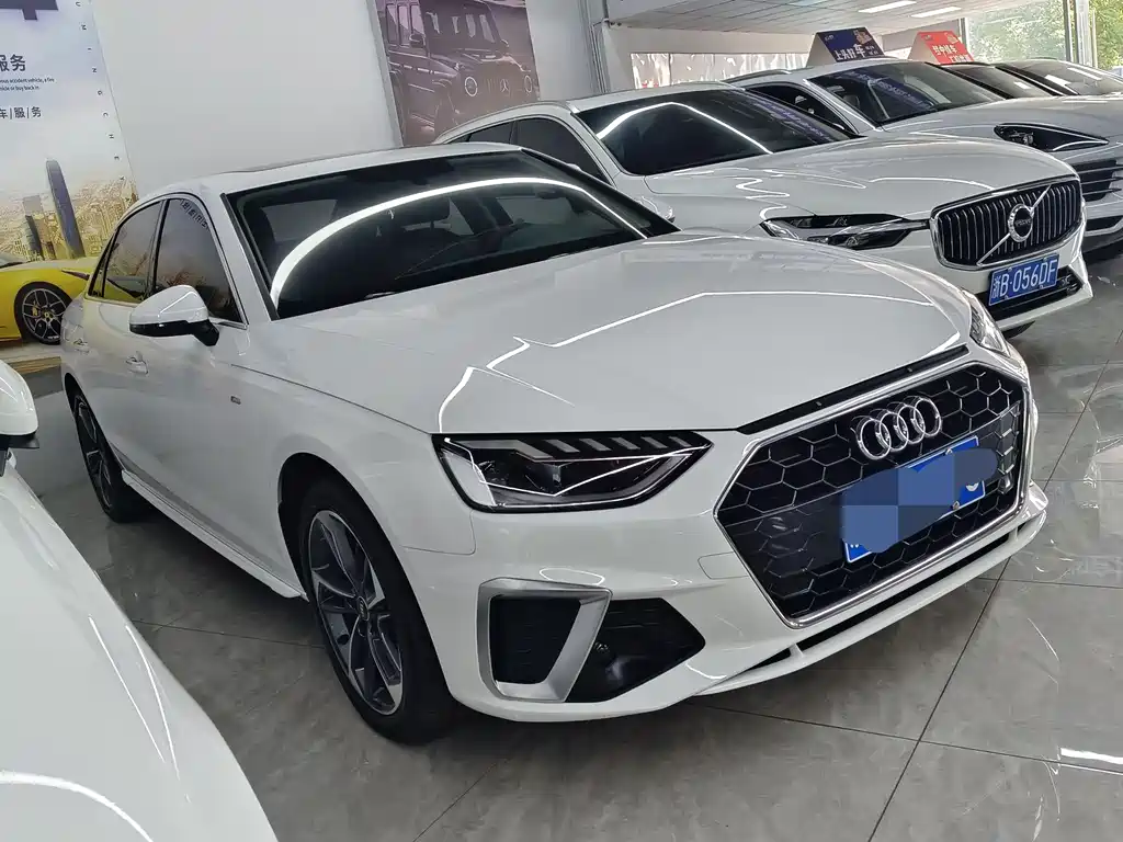 Audi A4 2024
