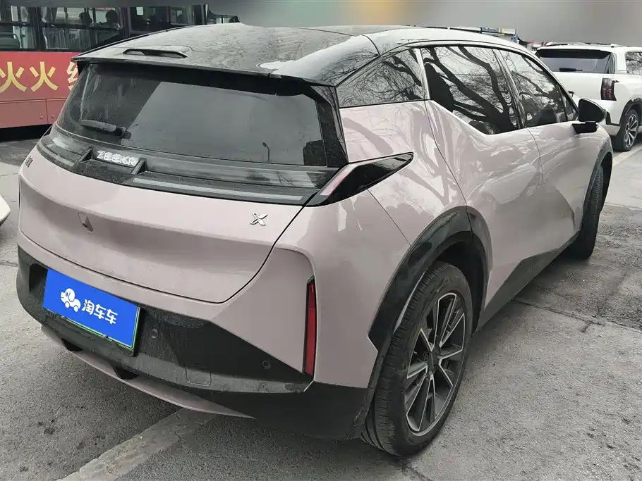 Zeekr X 2024