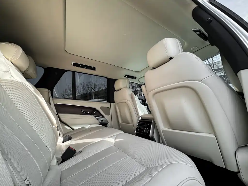 Land Rover Range Rover 2023