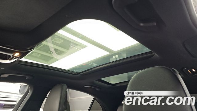 Mercedes-Benz C-Класс 2024