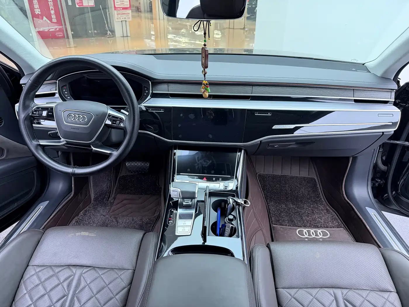 Audi A8 2022