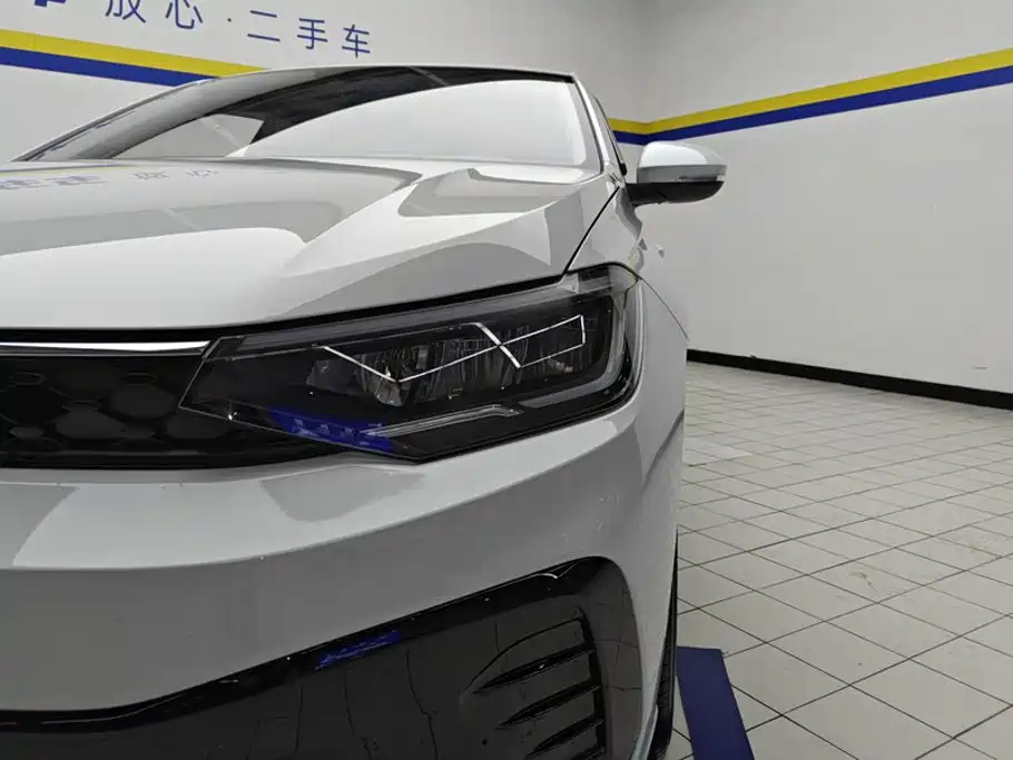 Volkswagen Lavida 2025