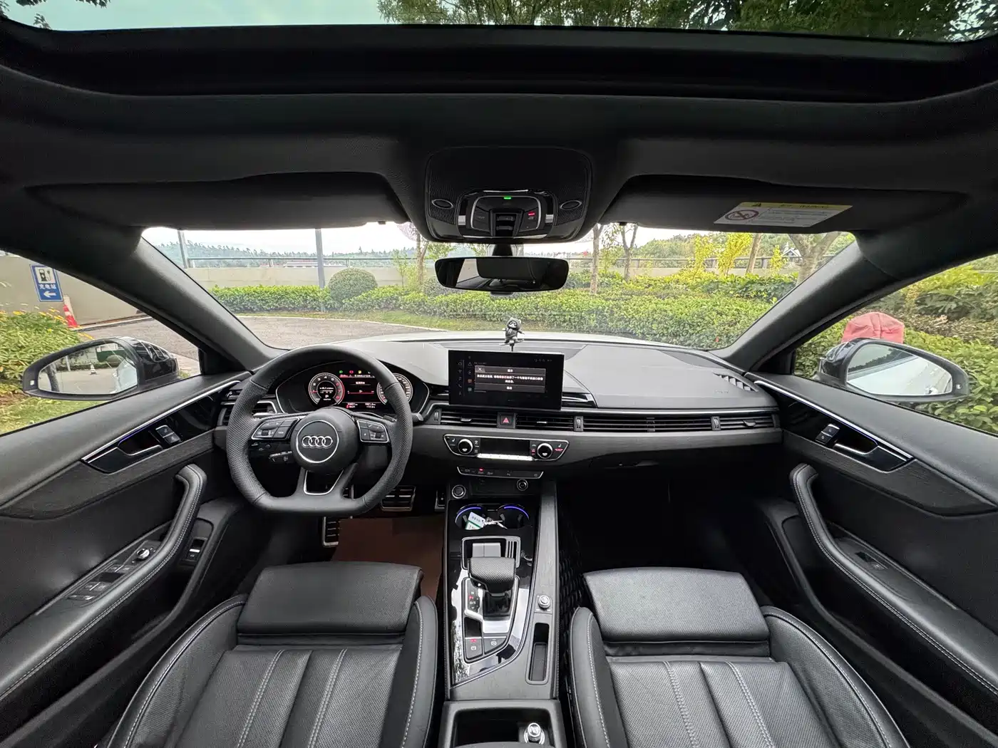 Audi A4 2024