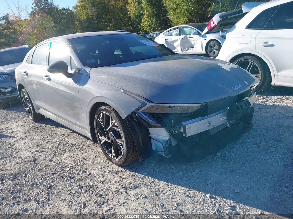 Kia K5 2025