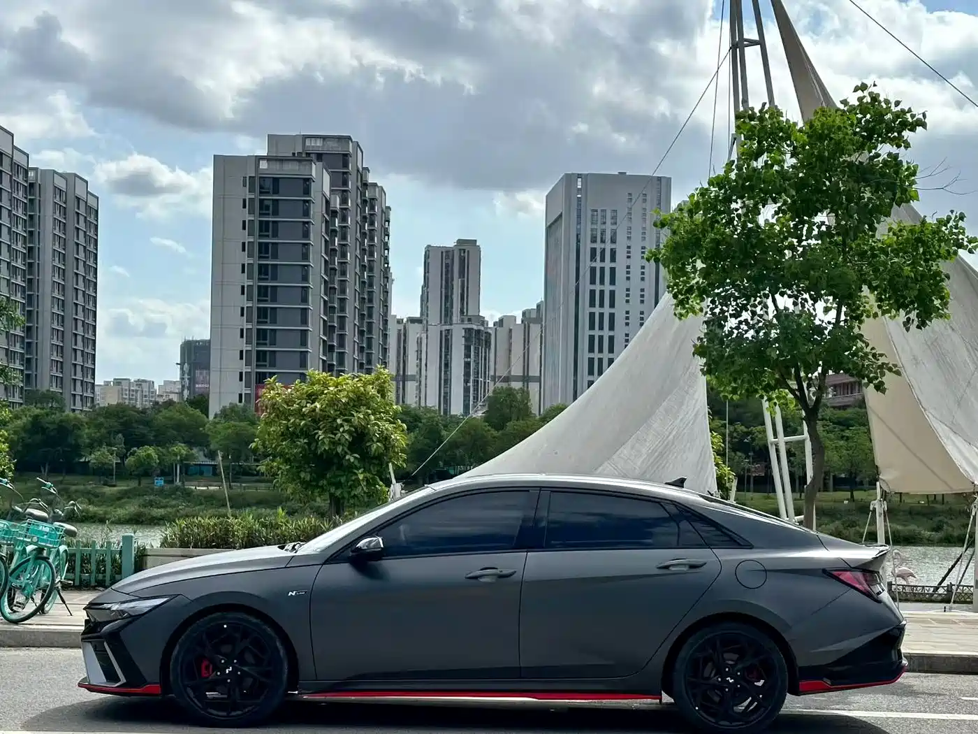 Hyundai Elantra 2024