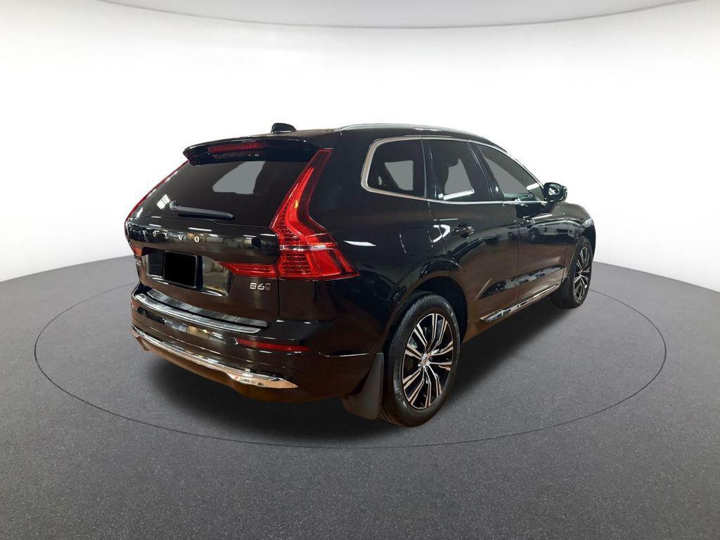 Volvo XC60 2022