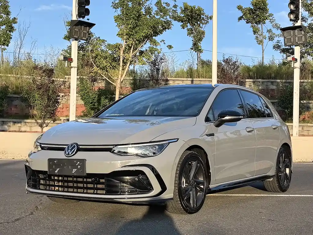 Volkswagen Golf 2022