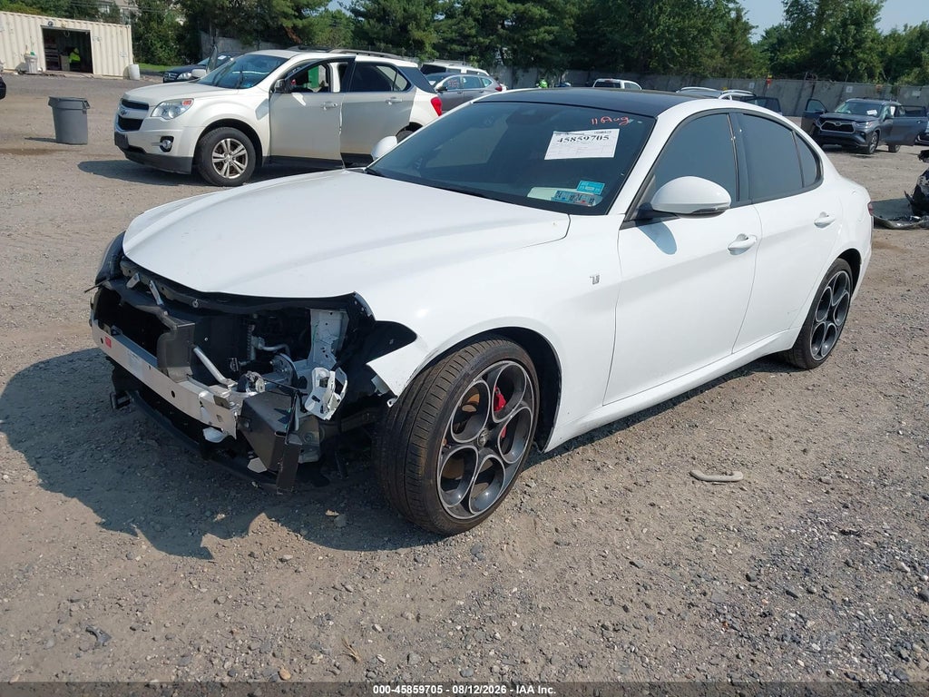 Alfa Romeo Giulia 2022