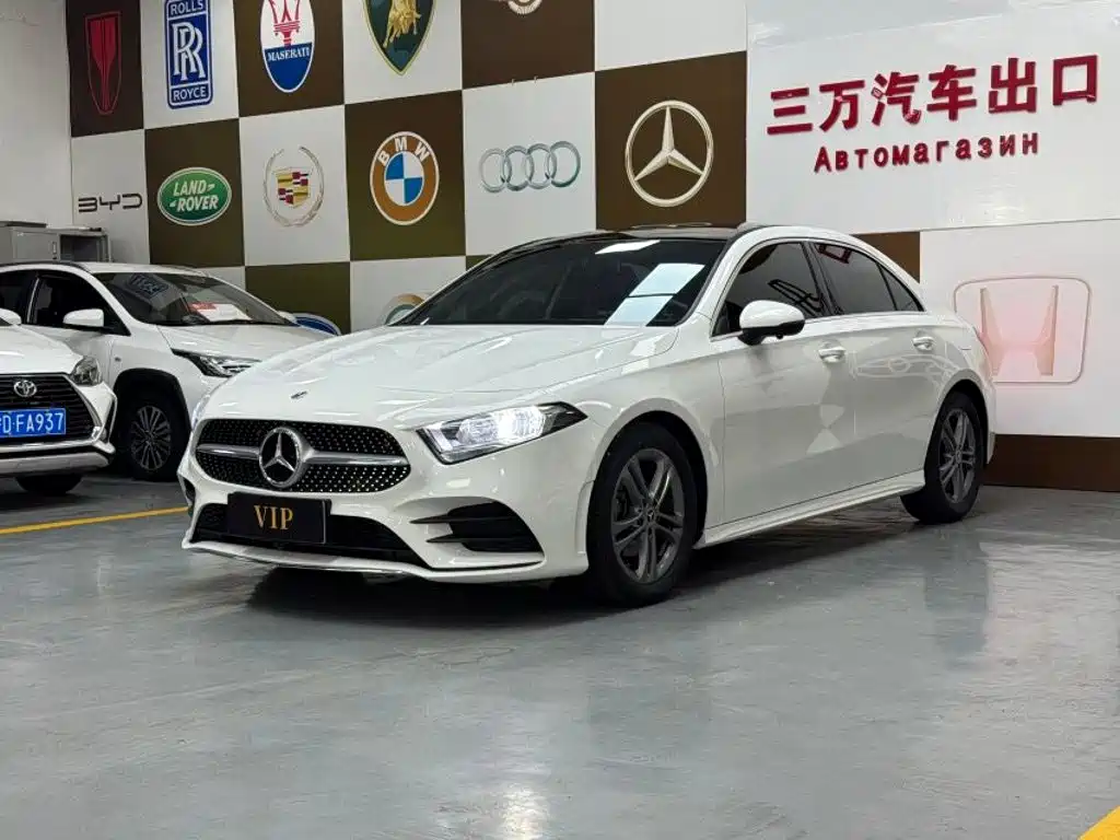 Mercedes-Benz A-Класс 2022