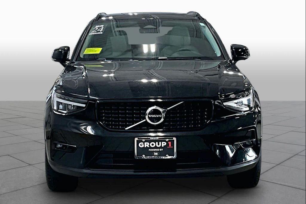 Volvo XC40 2024