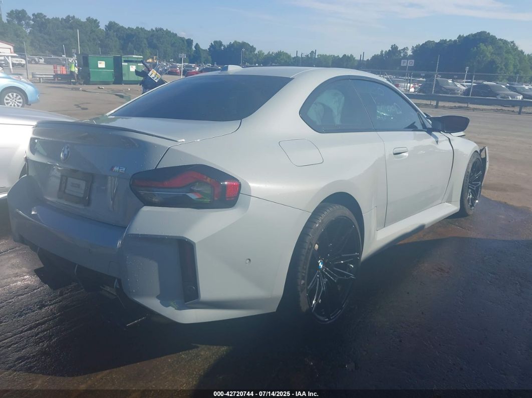 BMW M2 2024