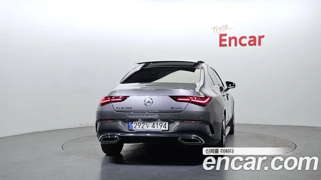 Mercedes-Benz CLA 2023