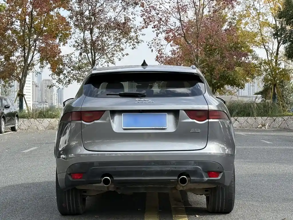 Jaguar F-Pace 2020